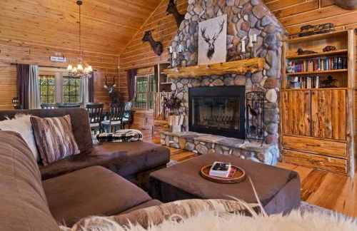 Weatherwood - Gorgeous Luxury Cabin with Spa! - Foto 20
