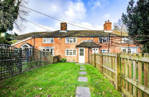 Charming Hilltop Cottage with Panoramic Views - Foto 12