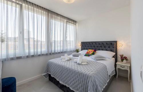 Carmen - Luxury 2-Bedroom Apartment - Downtown - Foto 51