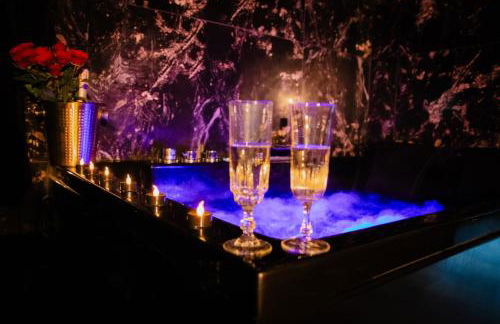 L'Aphrodite, Suite de LUXE - Love room - JACUZZI - Foto 2