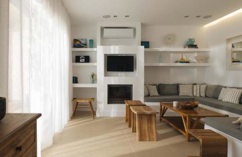 Villa Madouri 5 bed seafront villa with private pool - Foto 5