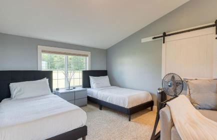 Sunny Backyard Fireplace Coastal Access in Peaceful Neighborhood Near Shopping - Photo 18