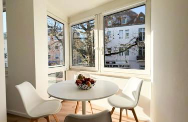 Schönes helles Apartment im Zentrum inklusive Parkplatz - Foto 1