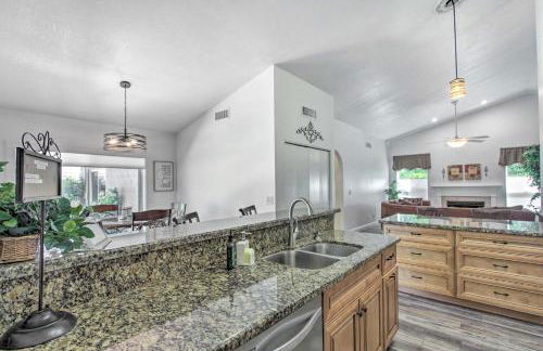 Saltwater Pool and Fire Pit Glendale Family Getaway - Foto 11