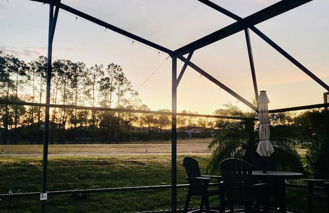 Amazing Vacation Home With Private Pool at Highland Reserve! - Photo 12