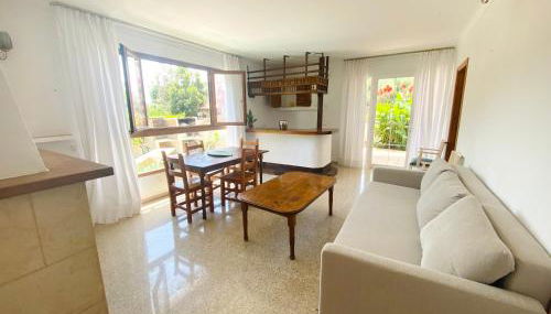 Villa Los Robles en Playa den Bossa con Piscina Privada - Photo 2