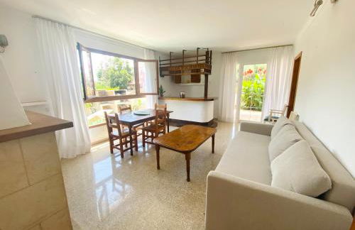 Villa Los Robles en Playa den Bossa con Piscina Privada - Photo 2