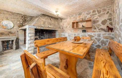 Four-Bedroom Holiday Home Lovinac With An Outdoor Swimming Pool 09 - Foto 39