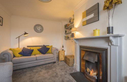 Finest Retreats - Tegannedd - Luxury Grade II Listed Cottage With Hot Tub - Foto 15