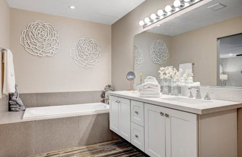 NV3408- Close to the Strip, Pool, Putting Green, Spa - Foto 13