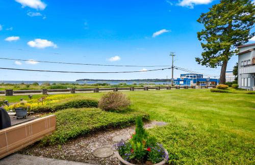 Ground Floor front 2 bed condo at Jacobs Landing - Foto 2