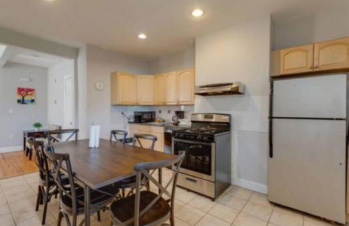 NEW! Boston Entire House Near MBTA, 3 Mi to Fenway! - Foto 24