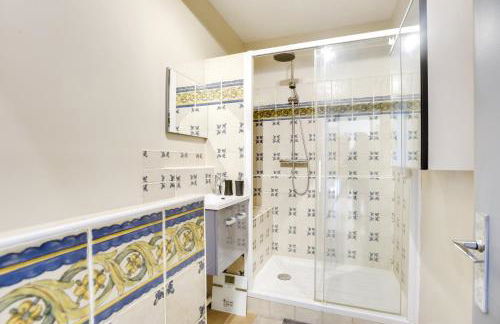 Charming apartment with terrace by Weekome - Foto 8