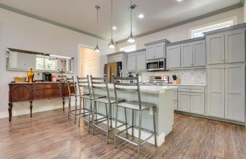 Modern Home Less Than 1 Mi to Dwtn San Antonio and Riverwalk - Foto 1