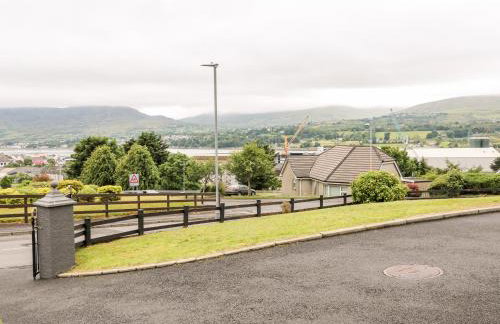 27 Pinewood Hill - Photo 24