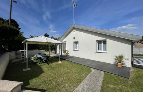 Maison paisible proche de la plage avec jardin et équipements complets - FR-1-361-491 - Foto 10