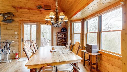 Steps to Sturgeon River! Dog-Friendly Nature Haven - Foto 5