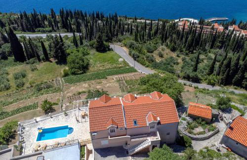 Apartments Bralovic - Photo 1