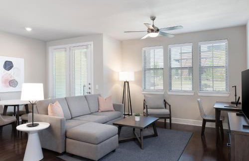 AVE Las Colinas - Short Stay Furnished Apartment - Foto 10