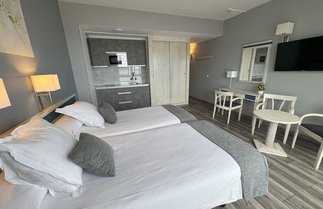 Apartamentos Colón Playa - Photo 19