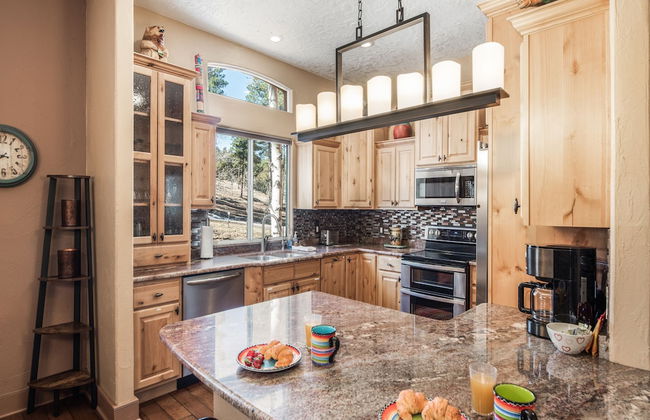 Casa Escondida by Ruidoso Vacation Rentals - Photo 11