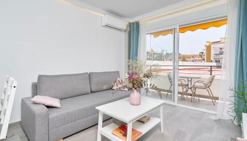 Beachside Bliss - Photo 2