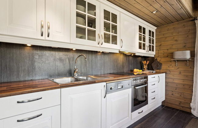 4 Star Holiday Home in Storsteinnes - Foto 13