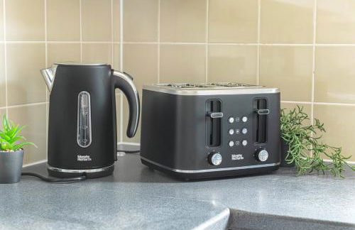 Rosewick Villa Ideal for Families n Professionals - Photo 26