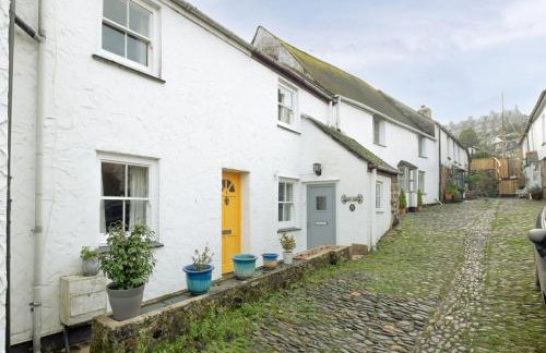 Sea Shanty Cottage - Photo 1