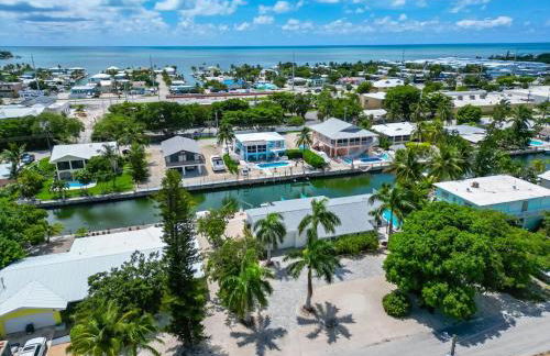 Sea Glass Dreams - Waterfront Pool Home, Mini Golf, Game Room, 110' Dock - Foto 68