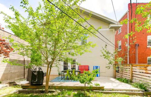 Chic 4BR 3BA Historic Home Near Country Club Plaza - Photo 38