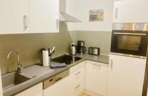 Geräumiges 2R City-Apartment Uninähe mit TV Streaming, Terrasse - Foto 3