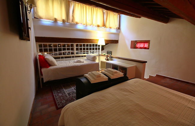 Spacious Villa With Pool in Fabriano Italy - Foto 12