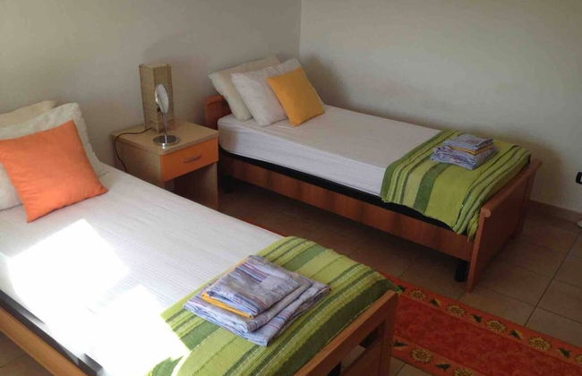 Quaint Little apt for 4 With Pool - Foto 4