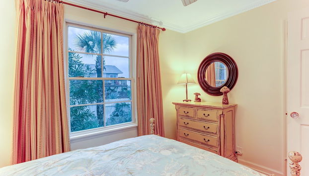 Ocean Ave Spacious Seaside Cottage by RedAwning - Foto 5, Habitación