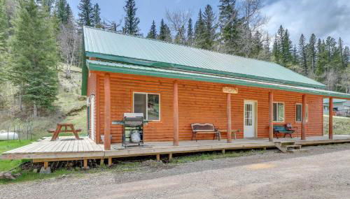 Wraparound Deck and BBQ Pet-Friendly Deadwood Cabin - Foto 3