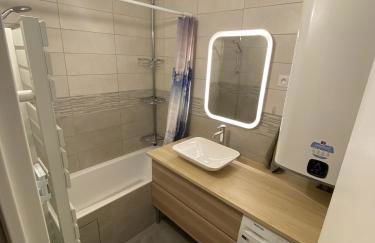 Le Chalain cosy proche centre ville - Foto 5