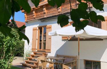 Liesl & Sepp - Photo 1