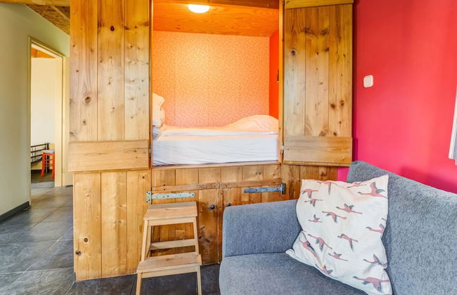 Tranquil Holiday Home in Lage Zwaluwe With Terrace - Photo 6