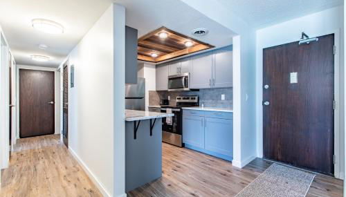 Modern, Rustic 2 Bed 1 bath 6 blocks from Mayo - Foto 2, stove, dishwasher, pet friendly, minibar