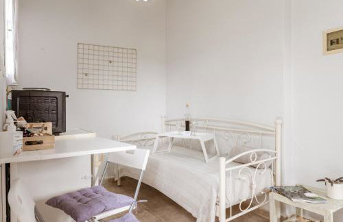 Stenies Little Nook - Photo 2