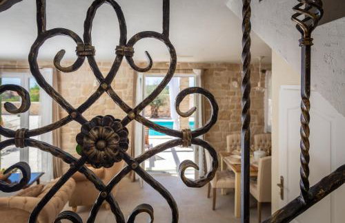 Villa Cavalleria Rusticana with heated pool and vineyard - Photo 43