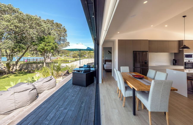 The Golden Pohutukawa Beach House - Foto 4