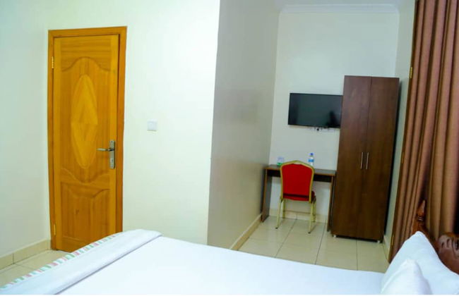 Macchiato Suites - Photo 12