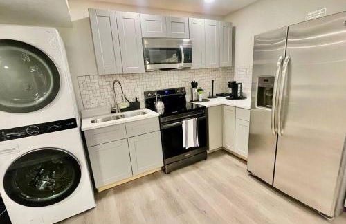 Apartment A, Restful,Cozy, close Sunland Park Mall - Foto 9