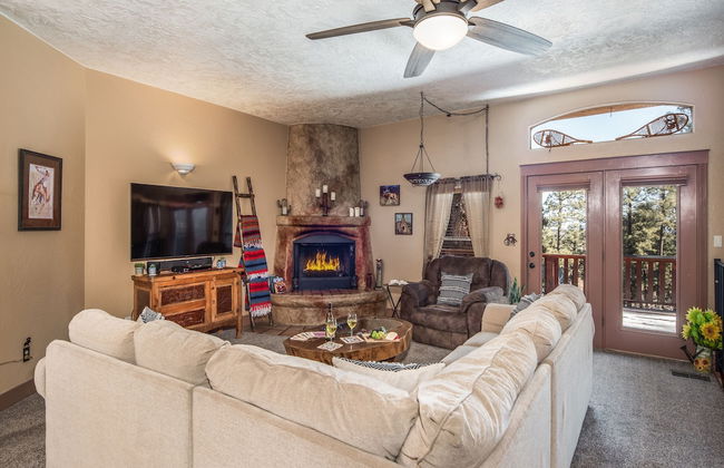 Casa Escondida by Ruidoso Vacation Rentals - Photo 7