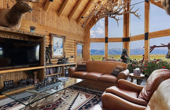 NEW! Elk Refuge Safari Chalet with Teton Views! - Foto 12