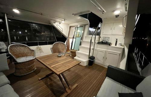 Yacht à quai, suite et cabines, 2 à 8 pers, Sète - Foto 11