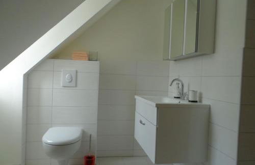 Schloß Roßdorf Ferienwohnungen & Camping - Foto 5