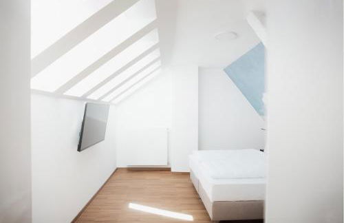 House of Blooms - Photo 96